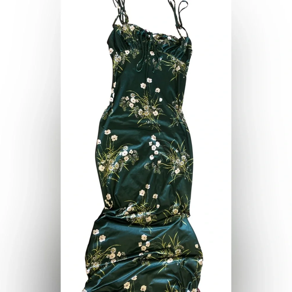 Marthea • Green Floral • Tie-Shoulder Maxi Dress - Picture 3 of 6